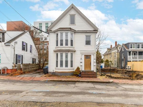 11 Russell Street , Portland, ME 04102