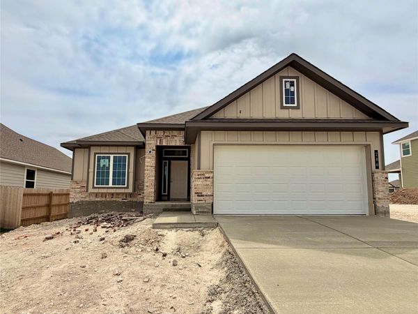 286 Boatright BLVD, Jarrell, TX 76537