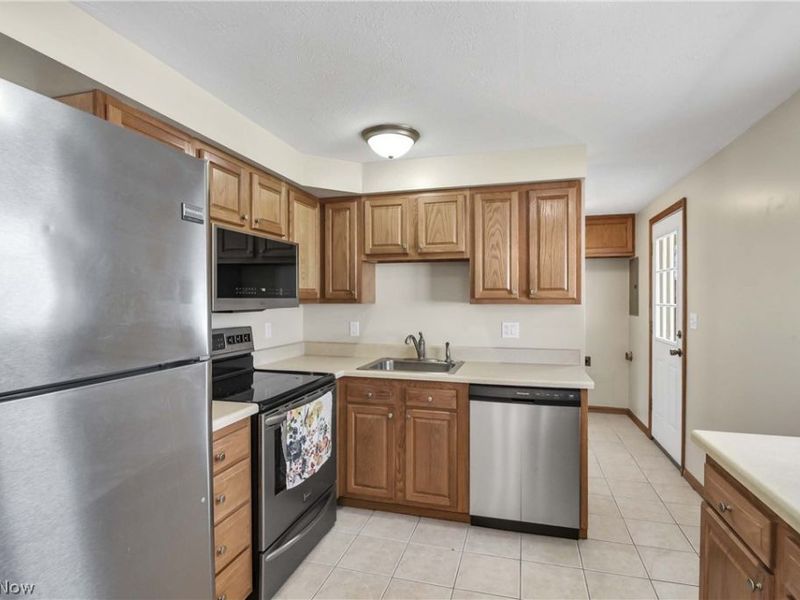 9232 Coventry Drive , Northfield, OH 44067 Photo 16