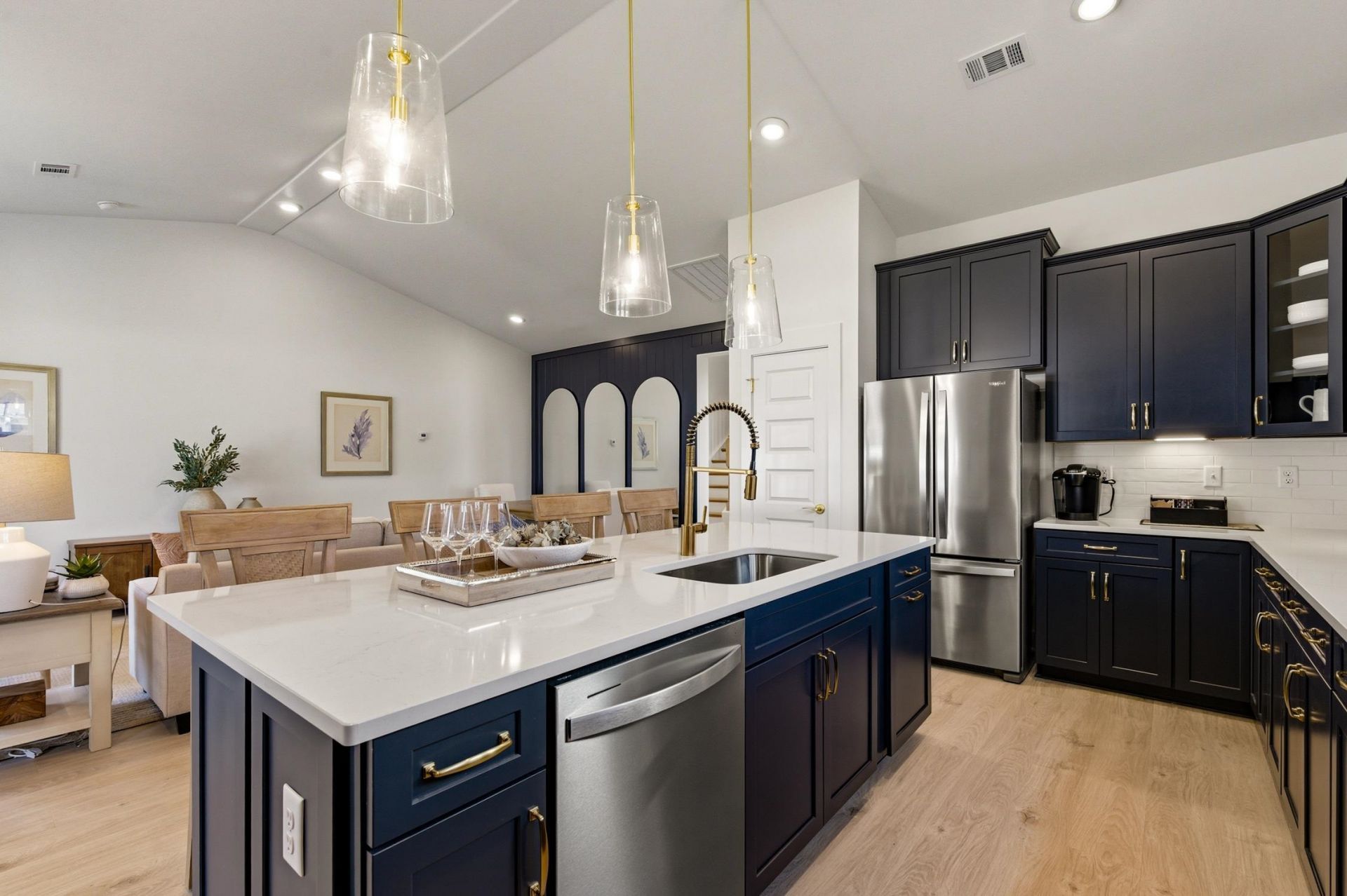 1032 Cavaletti Ct. Photo 9