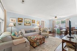 651 Redwood Ave. photo 4