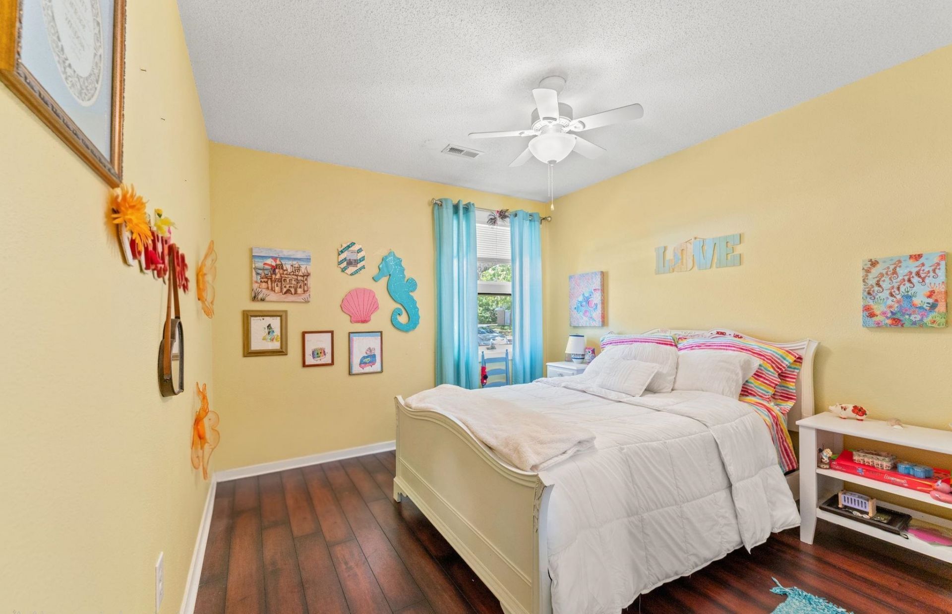 651 Redwood Ave. Photo 9