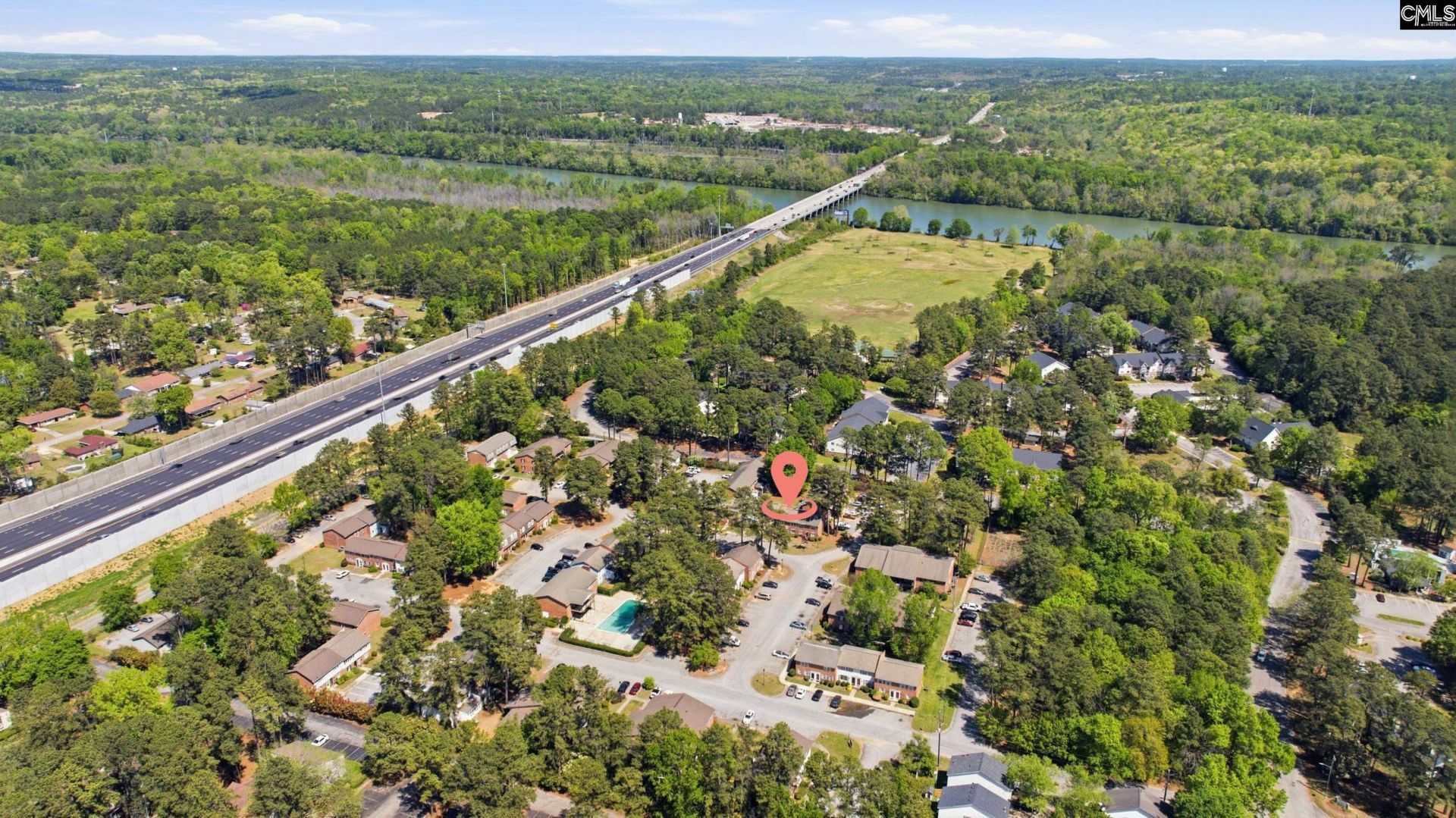 404 Wimbledon Court Photo 31