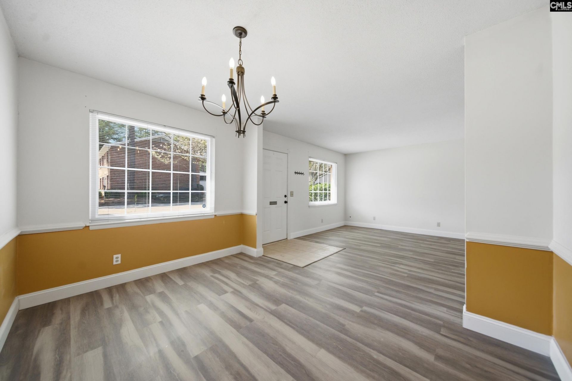 404 Wimbledon Court Photo 5