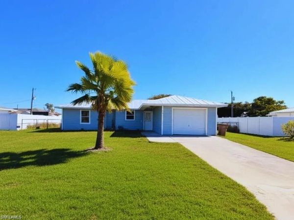 419 NE 16th PL , CAPE CORAL, FL 33909