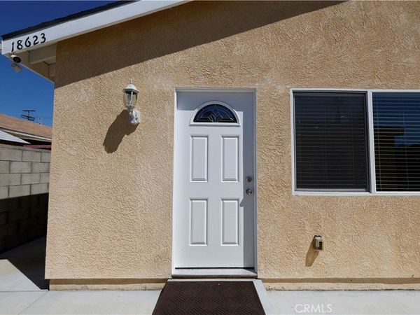 18623 Bryant Street, Northridge, CA 91324