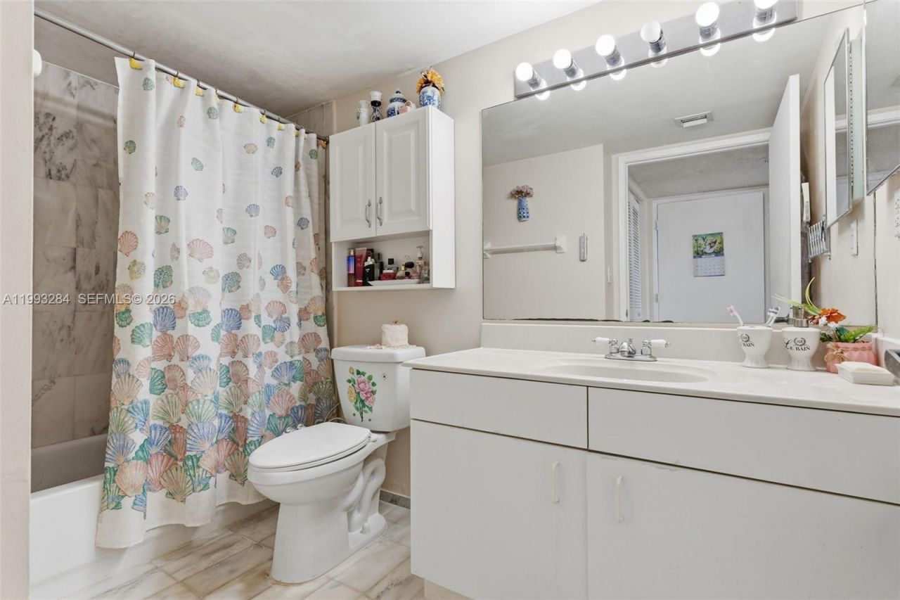 1688 West Ave , Unit 1205, Miami Beach, FL 33139 Photo