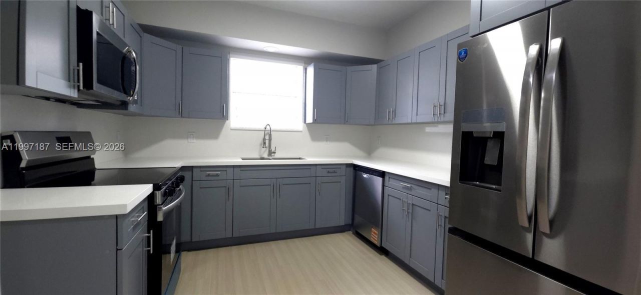 75 SW 32nd Ct Rd, Miami, FL 33135 Photo