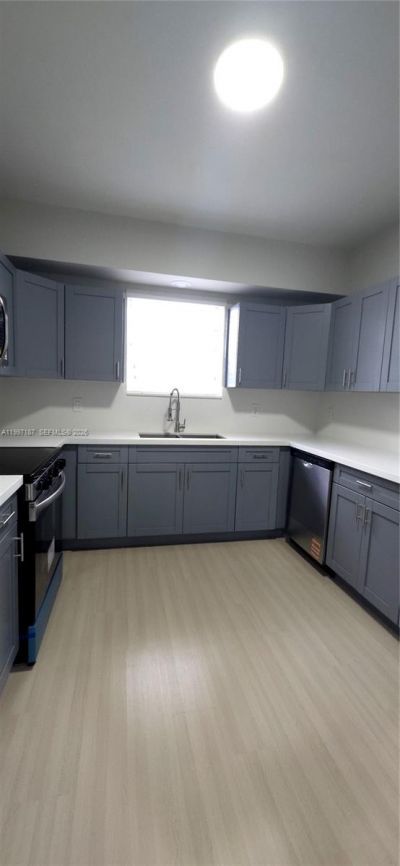 75 SW 32nd Ct Rd, Miami, FL 33135 Photo