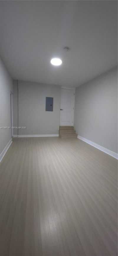 75 SW 32nd Ct Rd, Miami, FL 33135 Photo