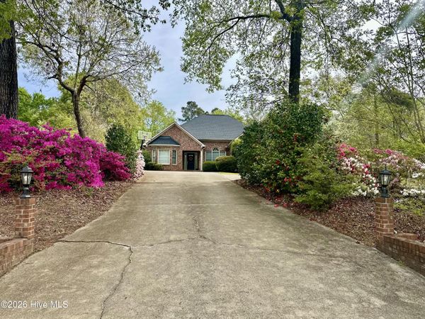 218 Hickory Lane, Hampstead, NC 28443