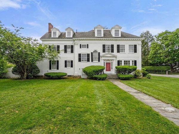 800 High St., Dedham, MA 02026