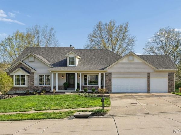 17008 Kimwood Court , Chesterfield, MO 63005