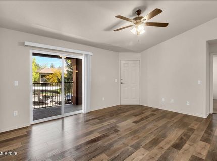 6850 Sharlands Avenue, Unit 2127, Reno, NV 89523 Photo