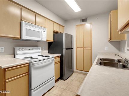 6850 Sharlands Avenue, Unit 2127, Reno, NV 89523 Photo