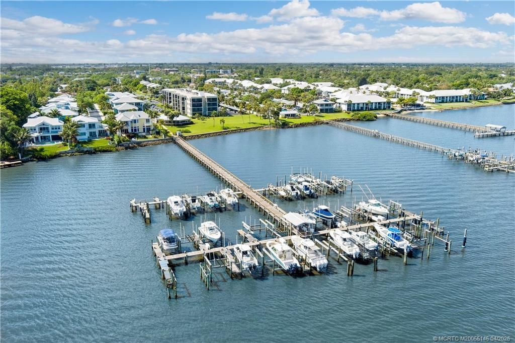 150 SE Four Winds Drive, Unit B401, Stuart, FL 34996 Photo