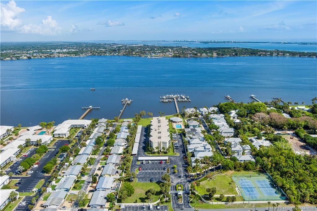 150 SE Four Winds Drive, Unit B401, Stuart, FL 34996 Photo