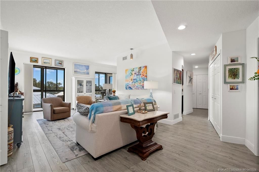 150 SE Four Winds Drive, Unit B401, Stuart, FL 34996 Photo