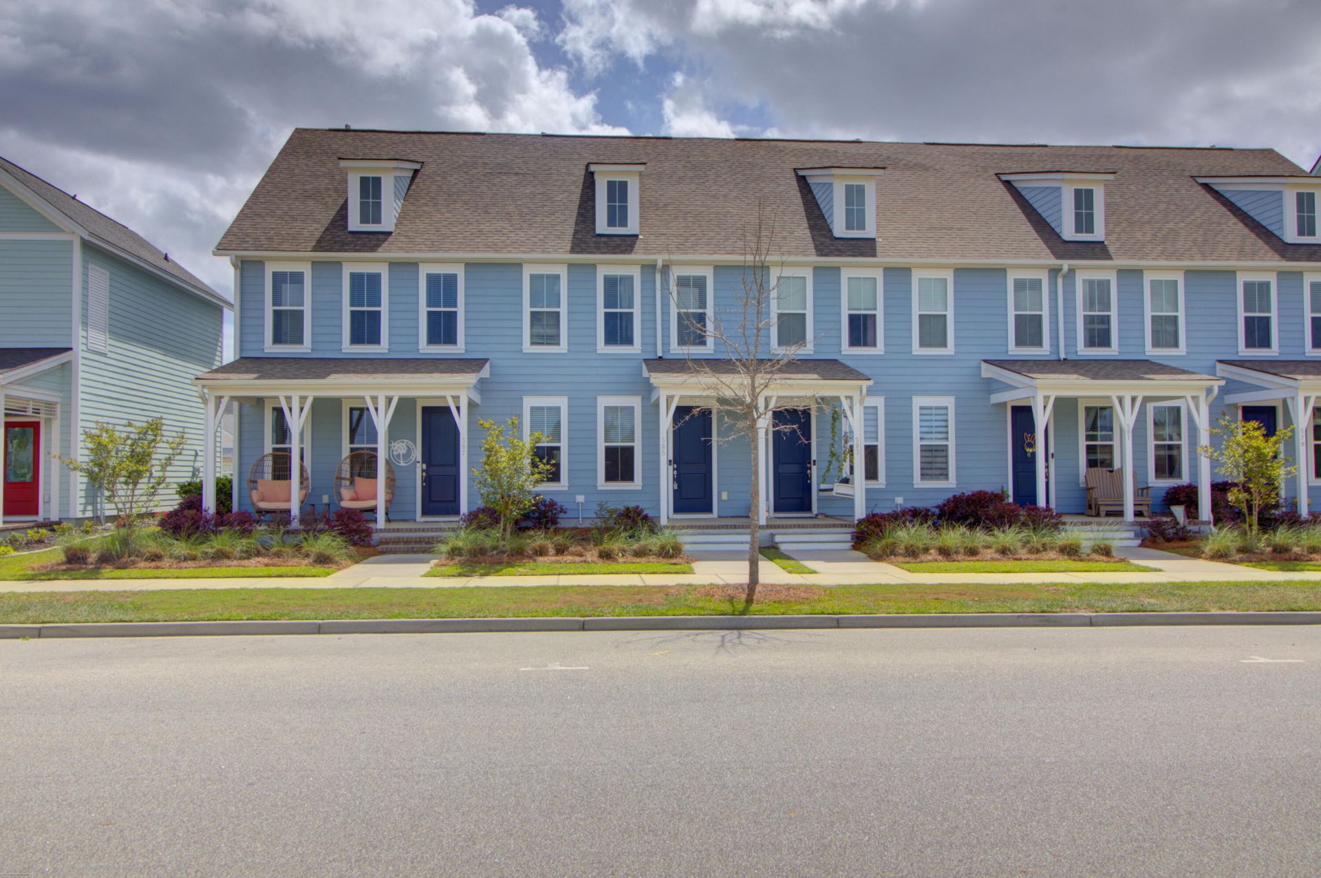 585 Blueway Avenue Photo 40