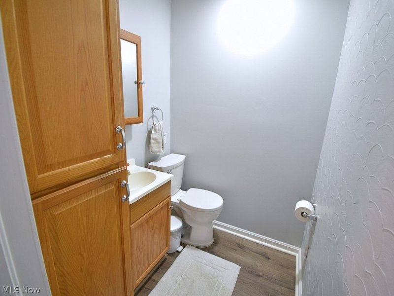 33850 Beachpark Drive, Eastlake, OH 44095 Photo 23