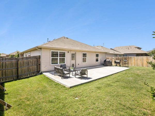 102 Harlan DR, Hutto, TX 78634