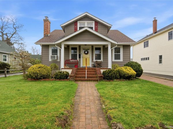 147 Church Avenue, Islip, NY 11751