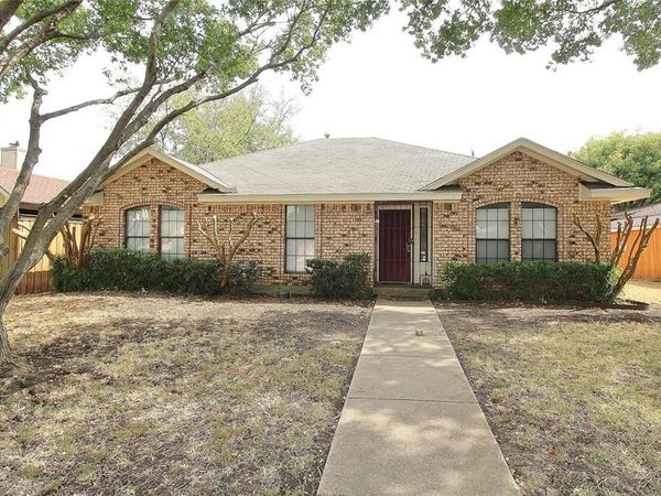 2018 Garden Crest Lane, Dallas, TX 75232