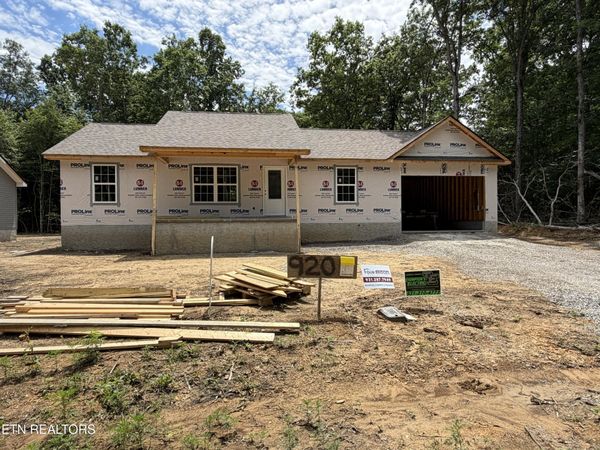 920 Kemah Lane, Crossville, TN 38572