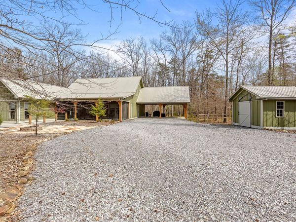 90 Crook View Rd, Menlo, GA 30731