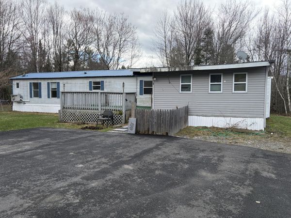 1 Skips Way, Fairfield, ME 04937