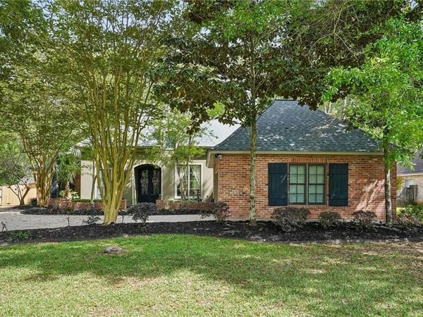 1048 WHITETAIL Drive, Mandeville, LA 70448