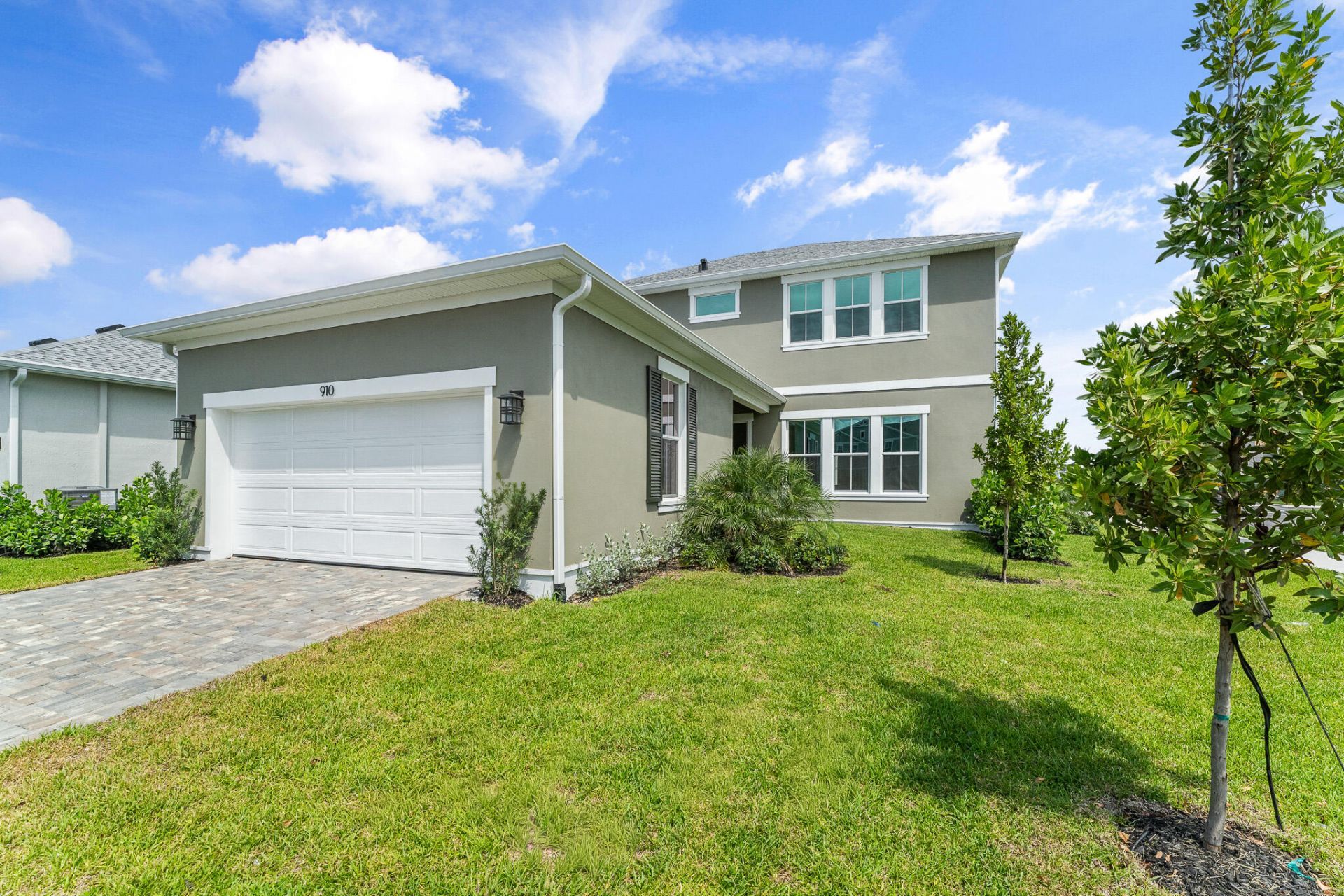 910 SW Newfield Avenue, Palm City, FL 34990 Photo