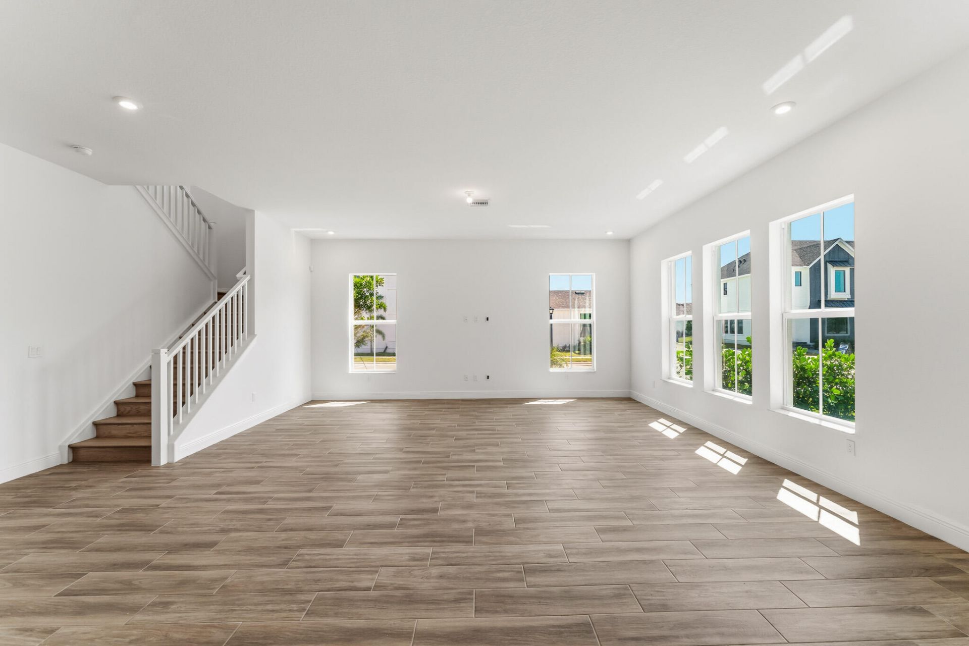 910 SW Newfield Avenue, Palm City, FL 34990 Photo