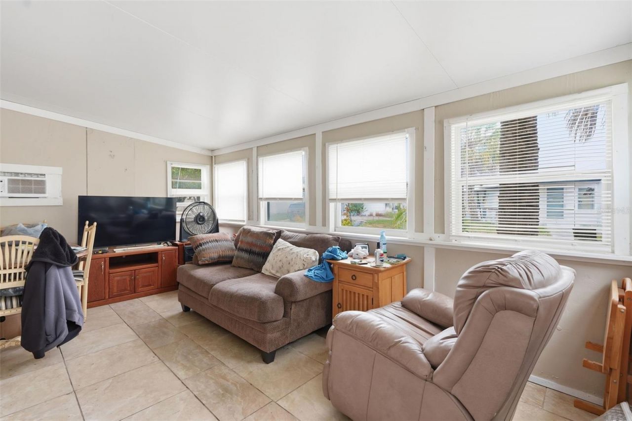 104 52nd Avenue Plaza W, Bradenton, FL 34207 Photo