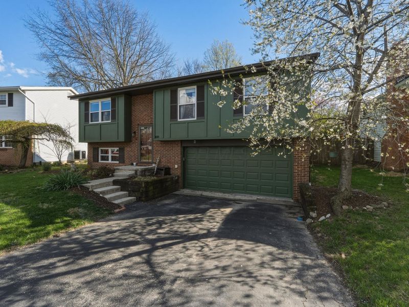 831 Lantern Drive, Marysville, OH 43040 Photo 3