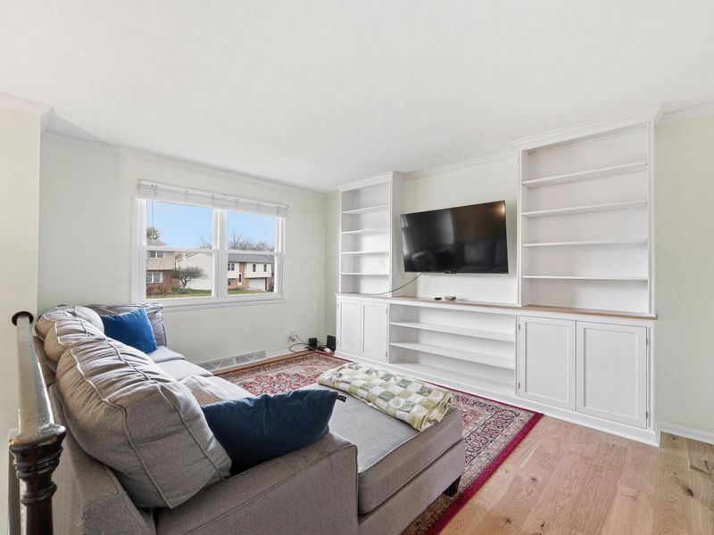 831 Lantern Drive, Marysville, OH 43040 Photo 5