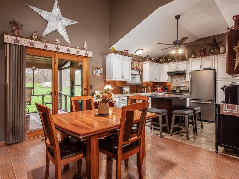 5095 Township Rd 398A, Somerset, OH 43783 Photo 11