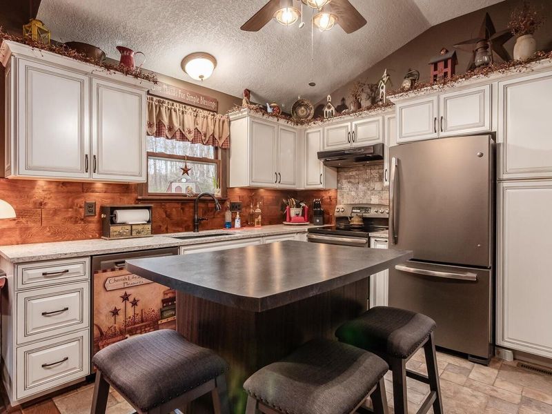 5095 Township Rd 398A, Somerset, OH 43783 Photo 15