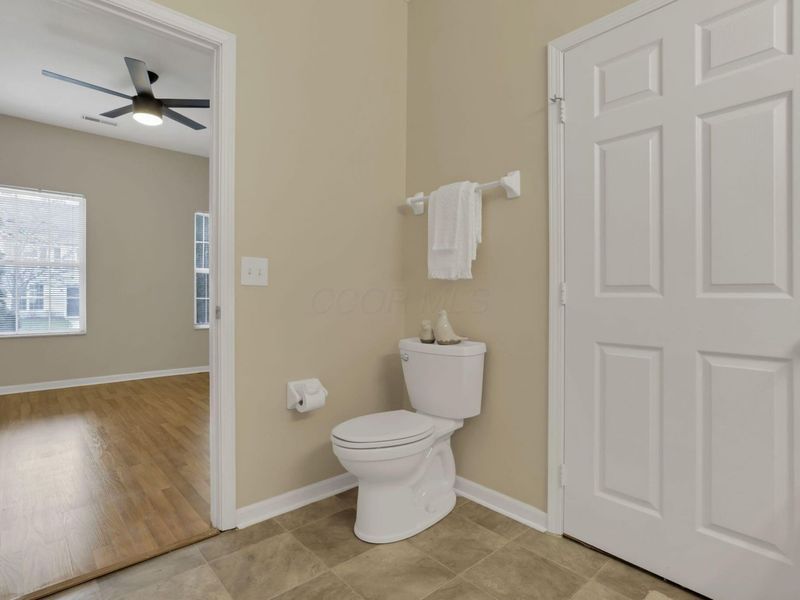 6074 New Albany Road W, Unit 2, New Albany, OH 43054 Photo 22