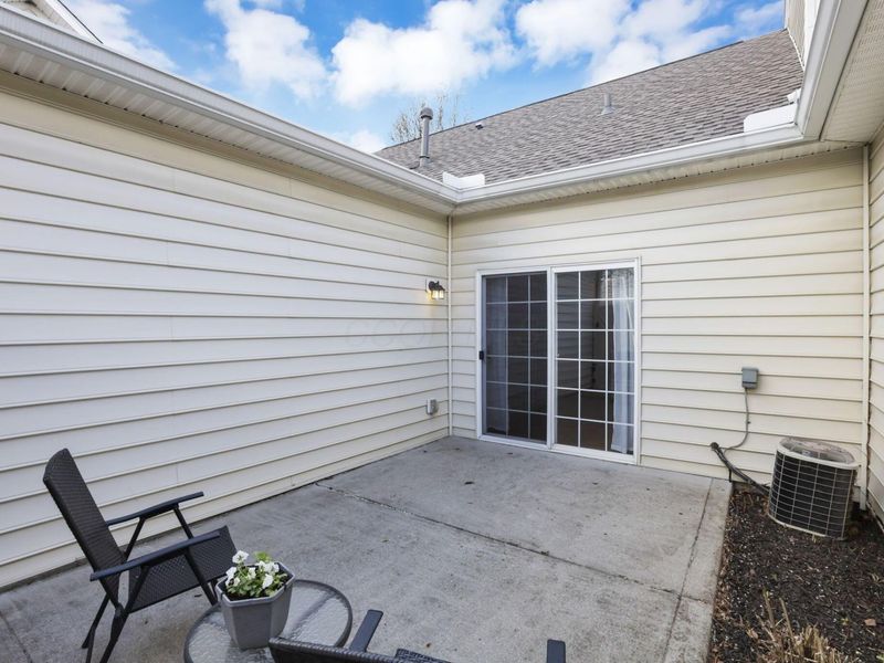 6074 New Albany Road W, Unit 2, New Albany, OH 43054 Photo 27