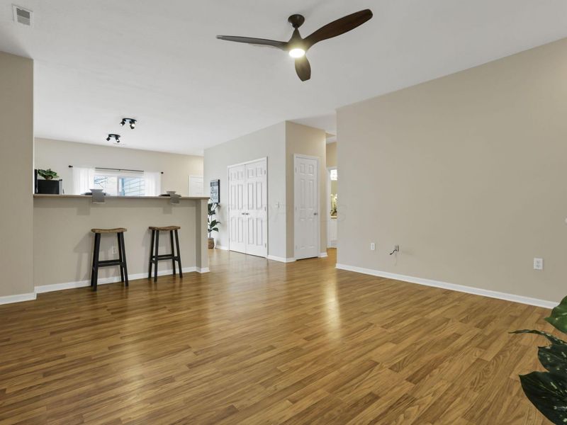 6074 New Albany Road W, Unit 2, New Albany, OH 43054 Photo 7