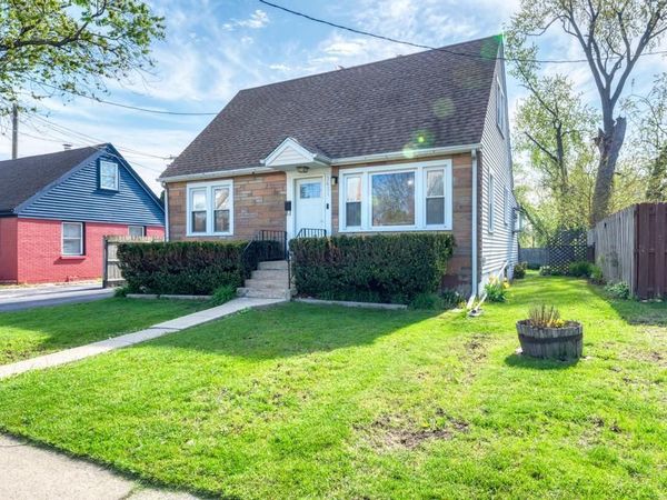 1431 N Hillside Avenue, Berkeley, IL 60163