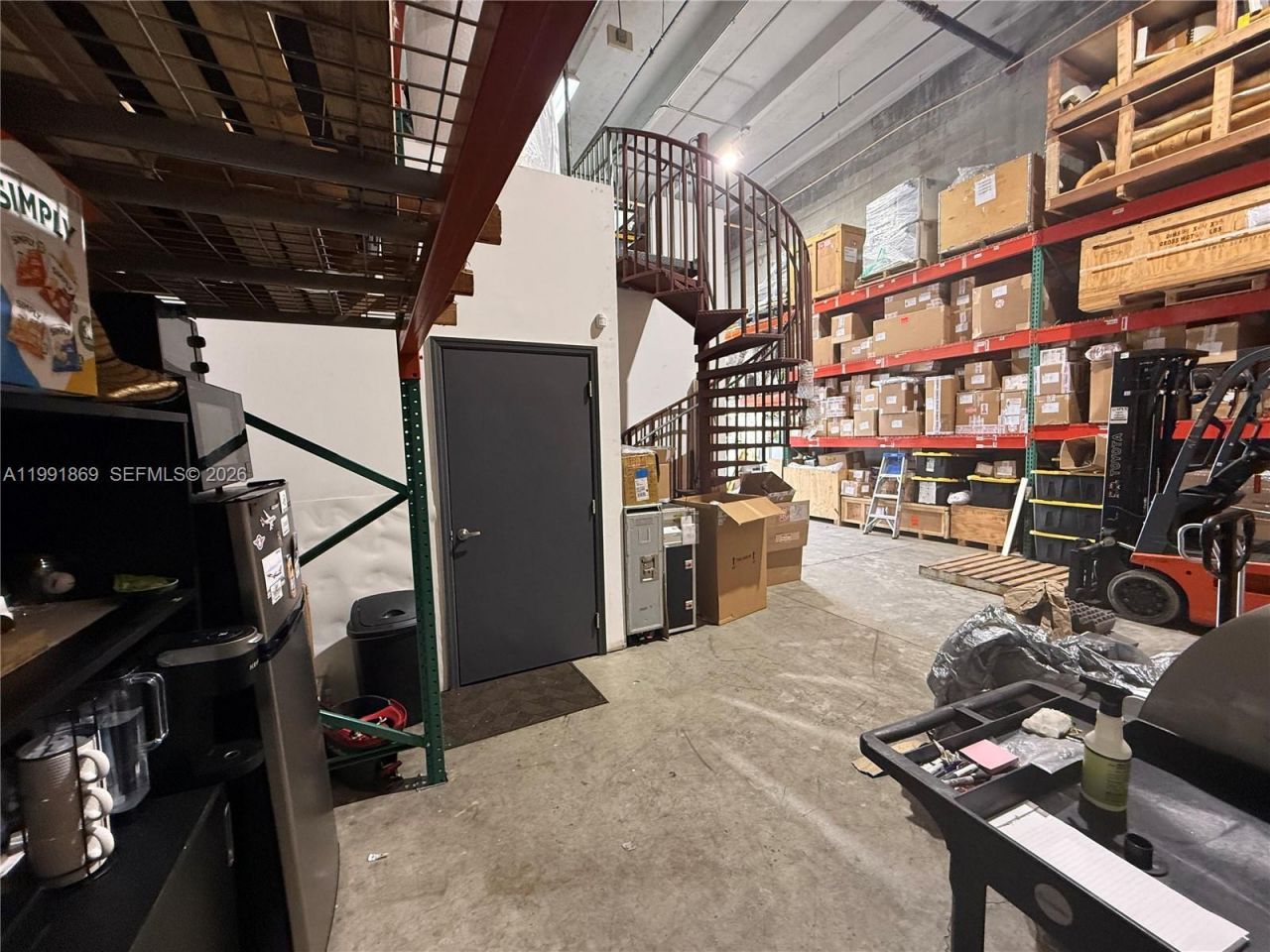 2355 NW 70th Ave, Unit D-3, Miami, FL 33122 Photo