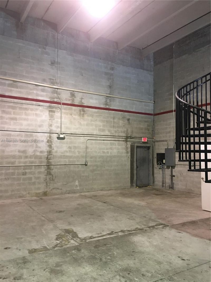 2355 NW 70th Ave, Unit D-3, Miami, FL 33122 Photo