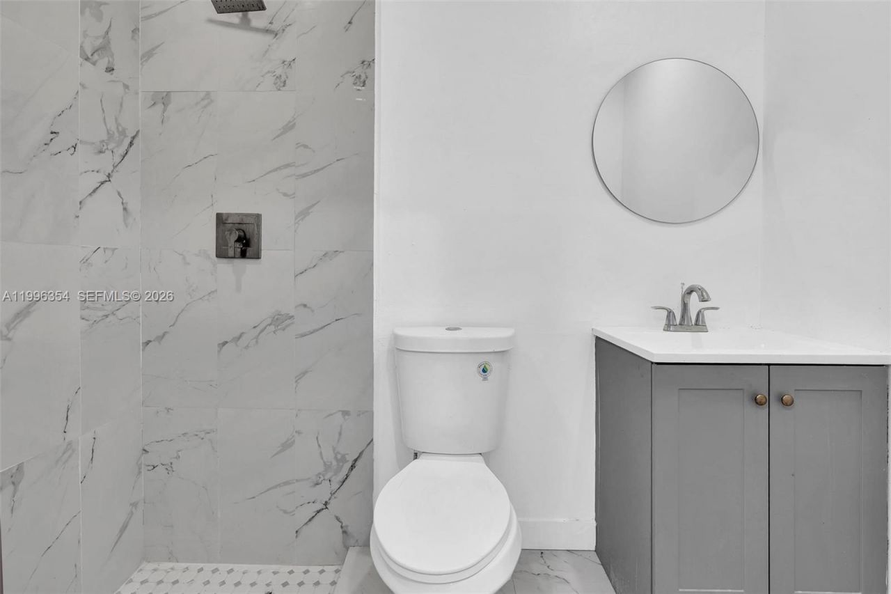 6640 Evergreen Dr, Unit Efficiency, Miramar, FL 33023 Photo