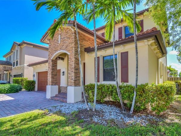 22525 SW 105th Ct, Cutler Bay, FL 33190