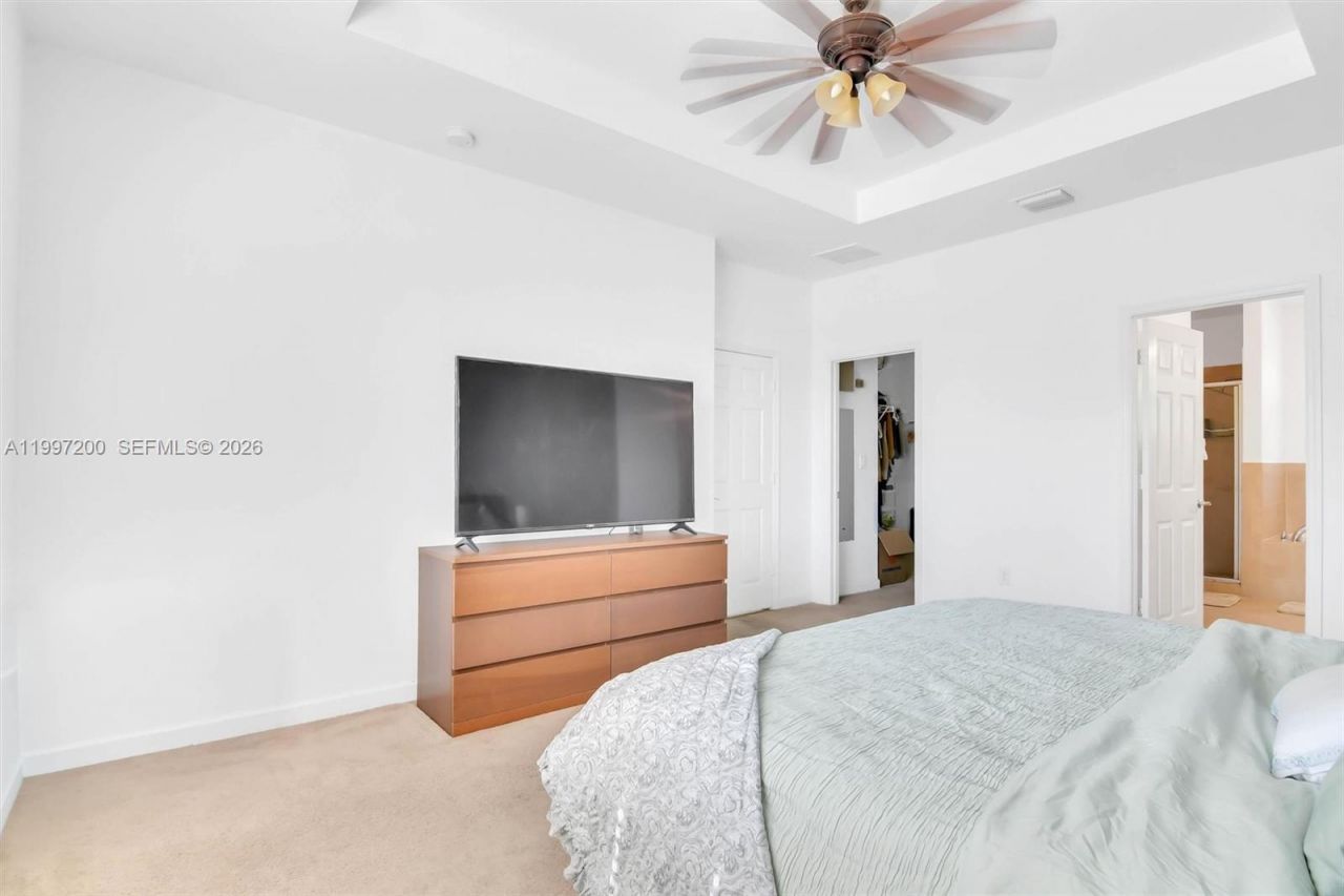 22525 SW 105th Ct, Cutler Bay, FL 33190 Photo