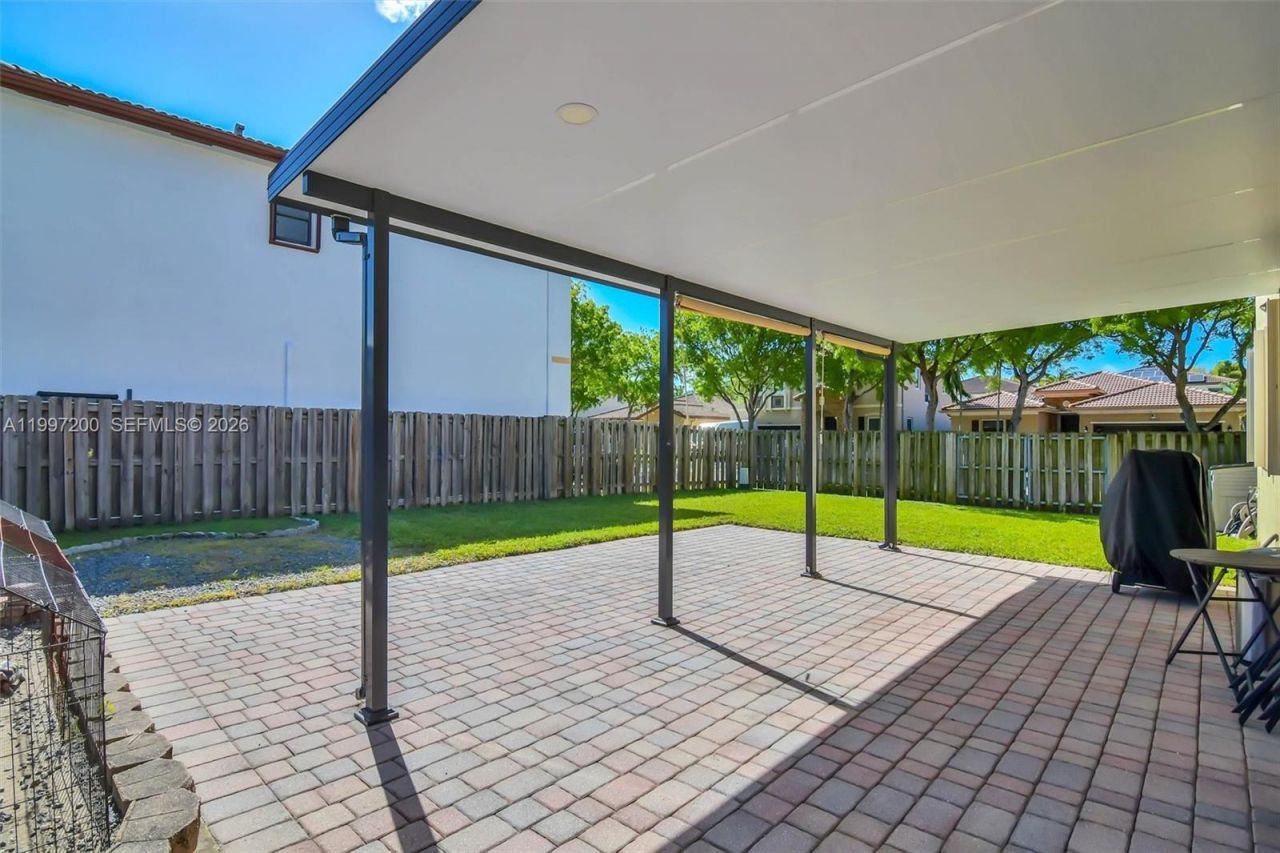 22525 SW 105th Ct, Cutler Bay, FL 33190 Photo