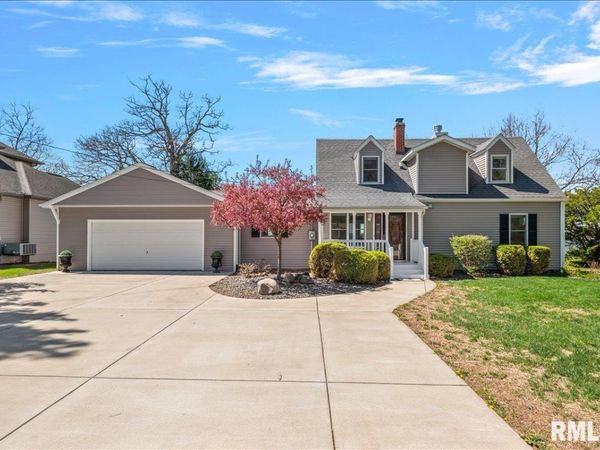 1401 E LAKE SHORE Drive, Springfield, IL 62712