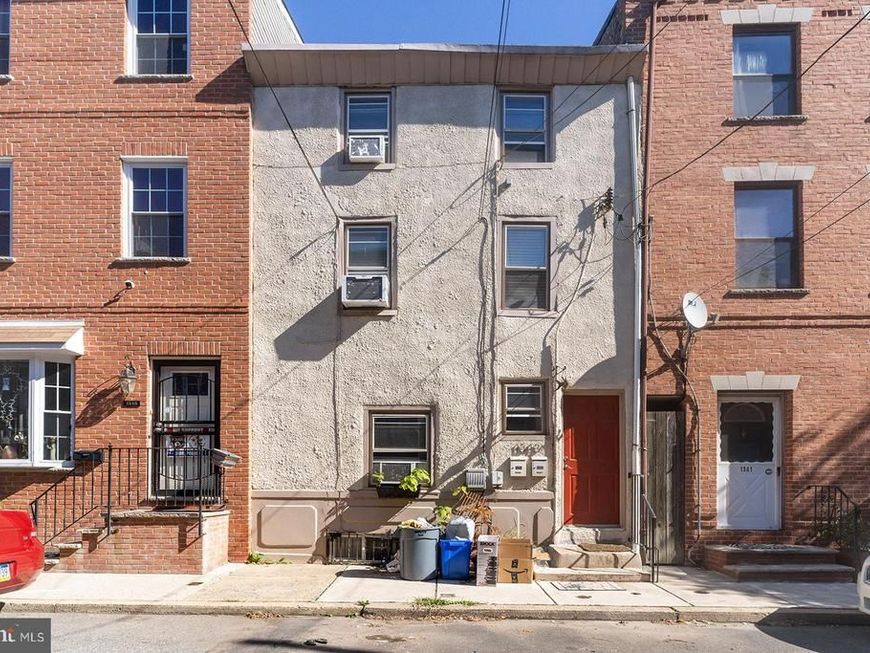 1343 E Hewson Street, Philadelphia, PA 19125 Main Photo